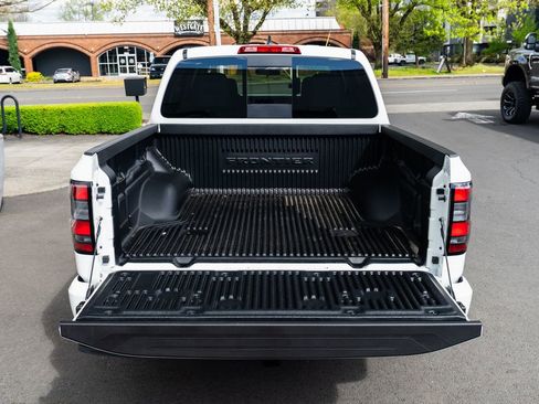 New 2026 Nissan Frontier SV w/ Tow Package AWD/4WD image 8
