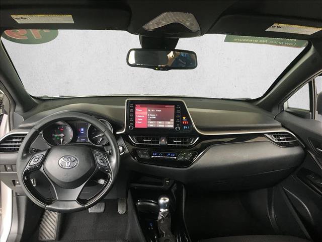 Used 2019 Toyota C-HR XLE FWD image 10
