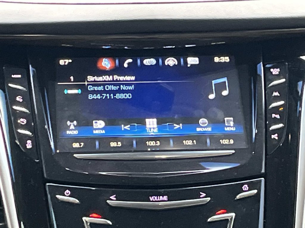 Used 2019 Cadillac Escalade Luxury RWD image 12