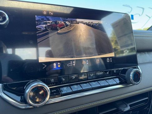 New 2026 Chevrolet Colorado ZR2 w/ Technology Package image 16