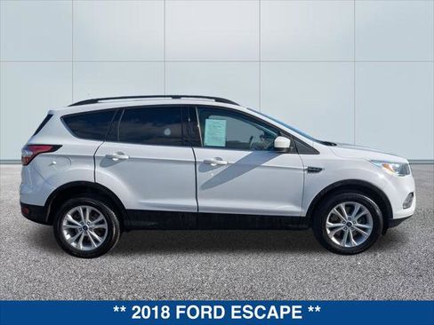 Used 2018 Ford Escape SE AWD/4WD image 6