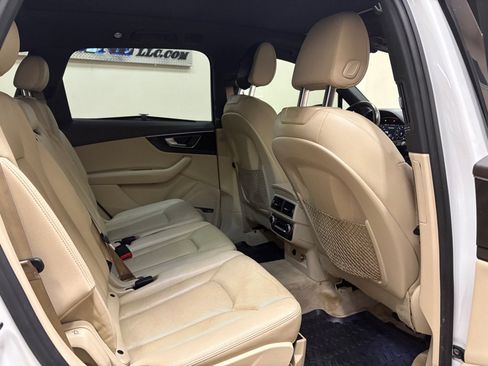 Used 2018 Audi Q7 3.0T Prestige AWD/4WD image 33