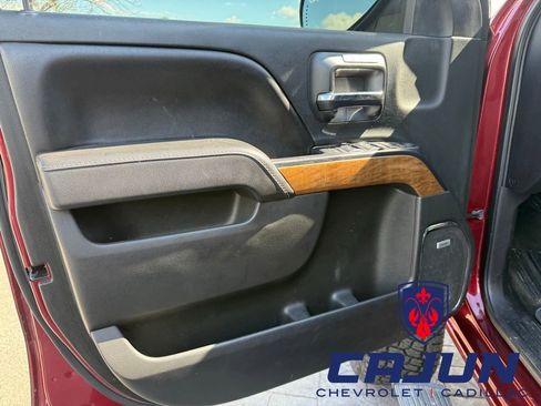 Used 2017 Chevrolet Silverado 1500 LTZ w/ LTZ Plus Package AWD/4WD image 7