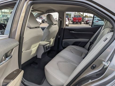 Used 2024 Toyota Camry XSE image 32