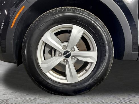 Certified 2023 Kia Sorento LX AWD/4WD image 34
