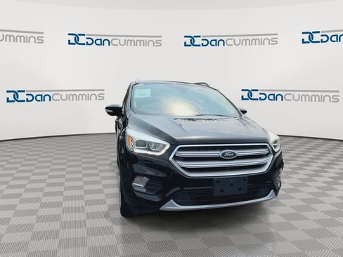 Used 2019 Ford Escape Titanium AWD/4WD image 3