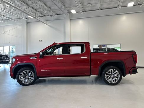 Used 2023 GMC Sierra 1500 Denali w/ Denali Reserve Package AWD/4WD image 9