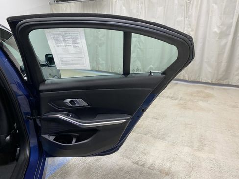 Used 2022 BMW 330i xDrive Sedan w/ Premium Package image 24