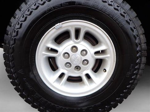 Used 2000 Dodge Durango 4WD image 7