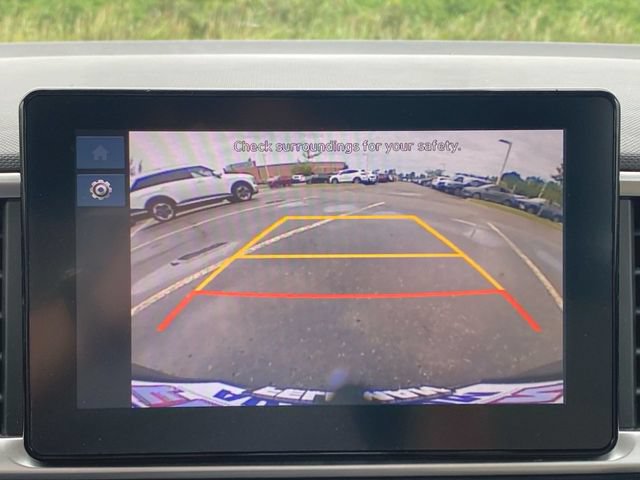 Used 2025 Hyundai Venue SEL FWD image 14