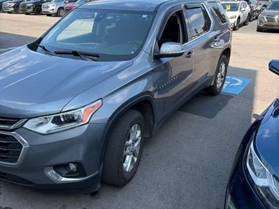 Used 2021 Chevrolet Traverse LT