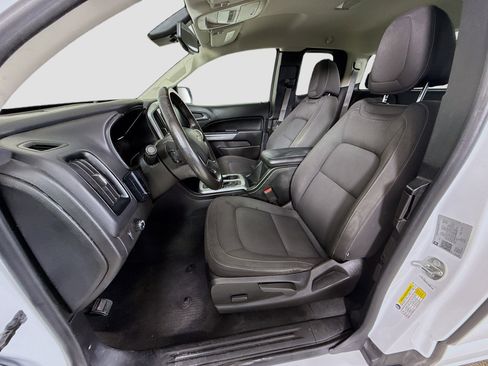 Used 2021 Chevrolet Colorado LT w/ Safety Package image 19