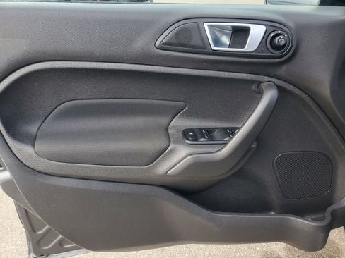 Used 2015 Ford Fiesta SE FWD image 7