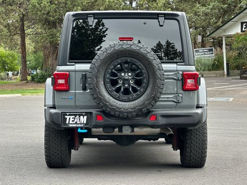 Used 2023 Jeep Wrangler Unlimited Rubicon 4xe AWD/4WD image 5