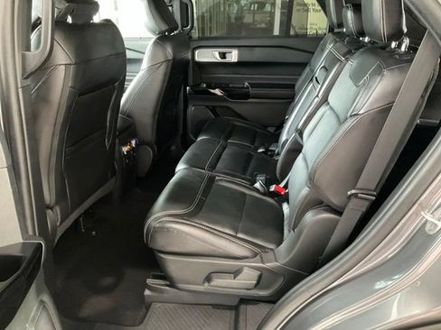Used 2022 Ford Explorer ST w/ Equipment Group 401A AWD/4WD image 19