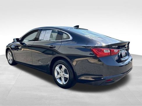 Used 2022 Chevrolet Malibu LS FWD image 4