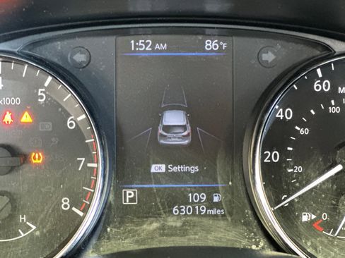 Certified 2022 Nissan Rogue Sport S image 24