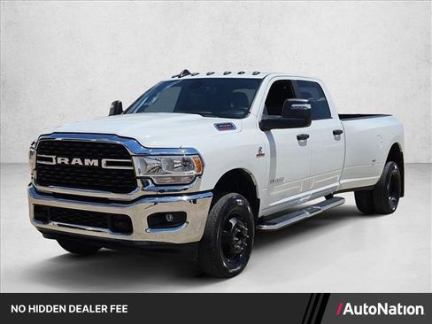 Used 2024 RAM 3500 Big Horn AWD/4WD image 1