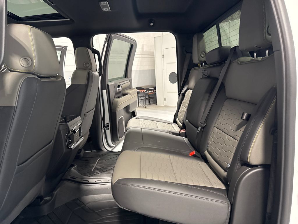 New 2026 Chevrolet Silverado 2500 ZR2 AWD/4WD image 42