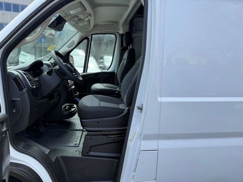 New 2026 RAM ProMaster 2500 w/ Quick Order Package 22G SLT FWD image 17