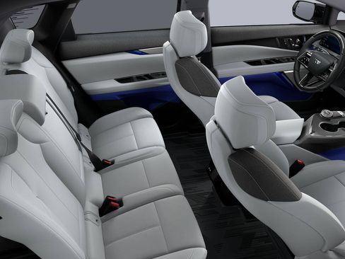 New 2026 Cadillac Optiq Sport 1 w/ LPO, Floor Liner Package AWD/4WD image 54