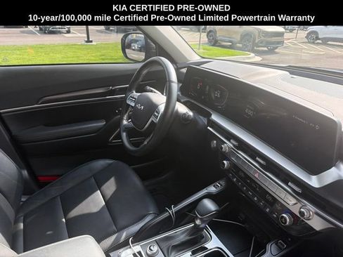 Certified 2024 Kia Telluride S w/ S Sunroof Package FWD image 18