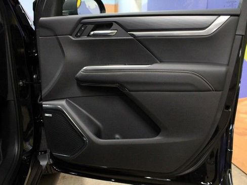 New 2026 GMC Acadia Elevation image 9