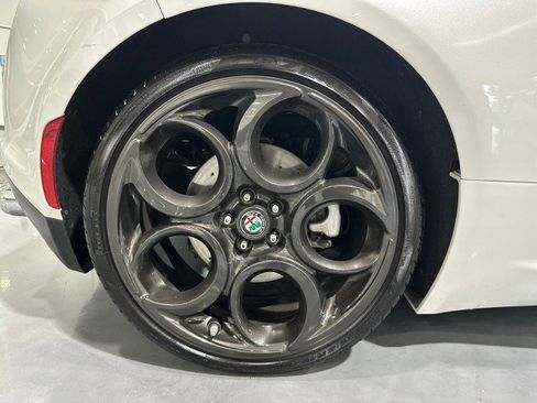 Used 2017 Alfa Romeo 4C Coupe w/ Coupe Track Package 1 RWD image 7