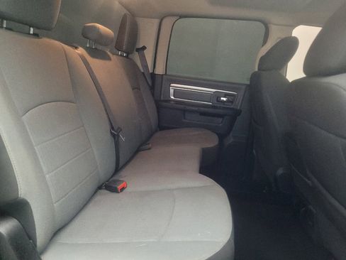 Used 2021 RAM 1500 Classic SLT RWD image 19