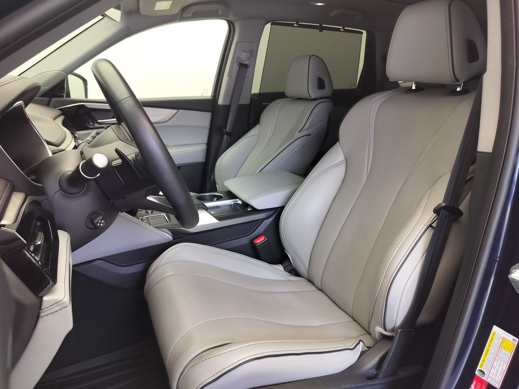 Used 2024 Acura MDX w/ Advance Package AWD/4WD image 5