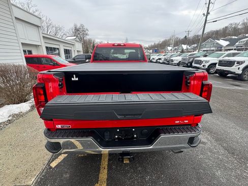 Used 2024 GMC Sierra 2500 SLE w/ SLE Convenience Package image 12