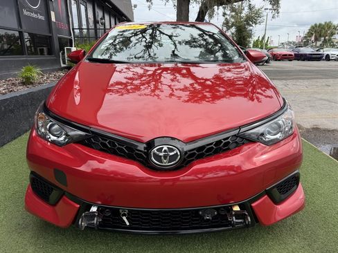 Used 2017 Toyota Corolla iM FWD image 2