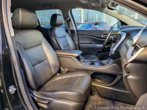 Certified 2023 GMC Acadia SLT image 34