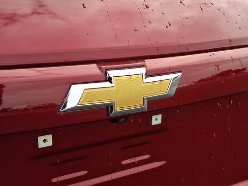 Certified 2022 Chevrolet Trax LT w/ LT Convenience Package image 30