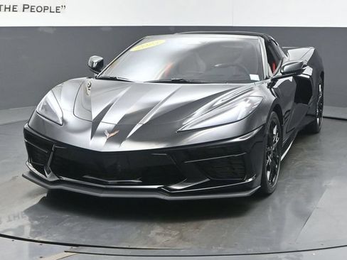 Used 2025 Chevrolet Corvette Stingray Coupe w/ Battery Protection Package RWD image 7