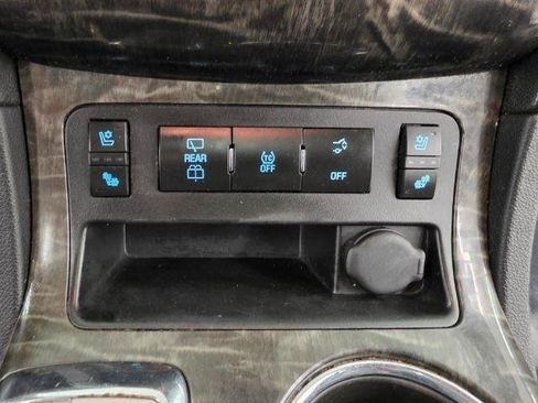 Used 2014 Buick Enclave Premium AWD/4WD image 20