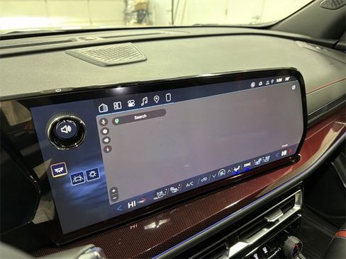 New 2026 Chevrolet Traverse RS w/ LPO, Floor Liner Package image 28