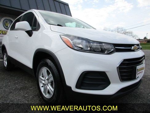 Used 2018 Chevrolet Trax LS image 1