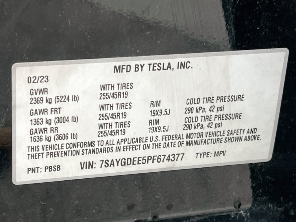 Used 2023 Tesla Model Y Long Range AWD/4WD image 31
