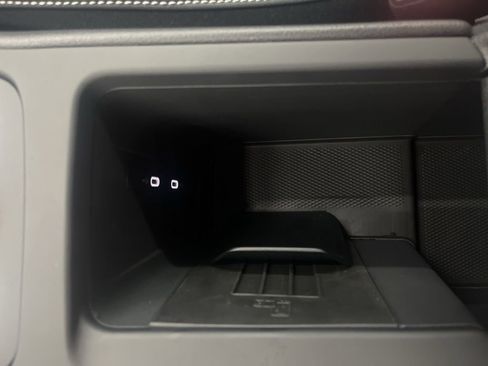 New 2026 Volkswagen Tiguan SE R-Line image 28