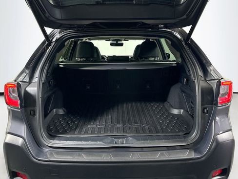 Used 2023 Subaru Outback Onyx Edition image 27
