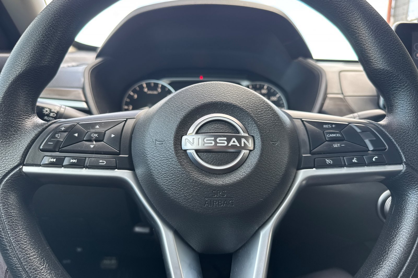 Certified 2025 Nissan Altima 2.5 SV FWD image 27