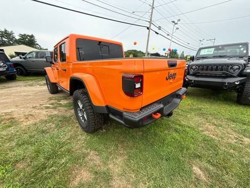 New 2026 Jeep Gladiator Mojave AWD/4WD image 3