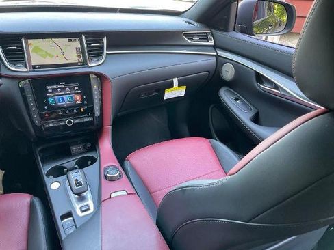Certified 2025 INFINITI QX50 Sport AWD/4WD image 10
