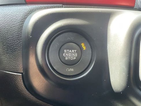 Used 2021 Jeep Wrangler Unlimited Rubicon image 18