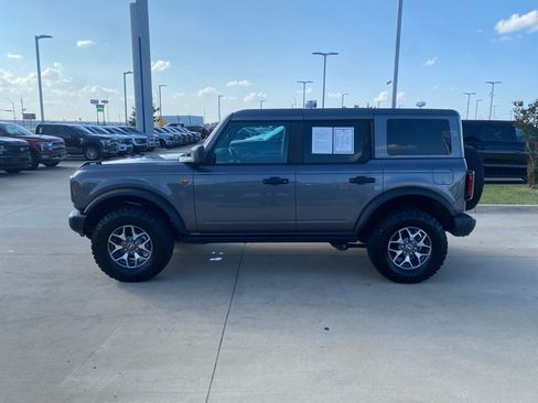Certified 2025 Ford Bronco Badlands AWD/4WD image 2