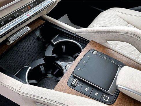 Used 2025 Mercedes-Benz GLE 350 4MATIC image 21