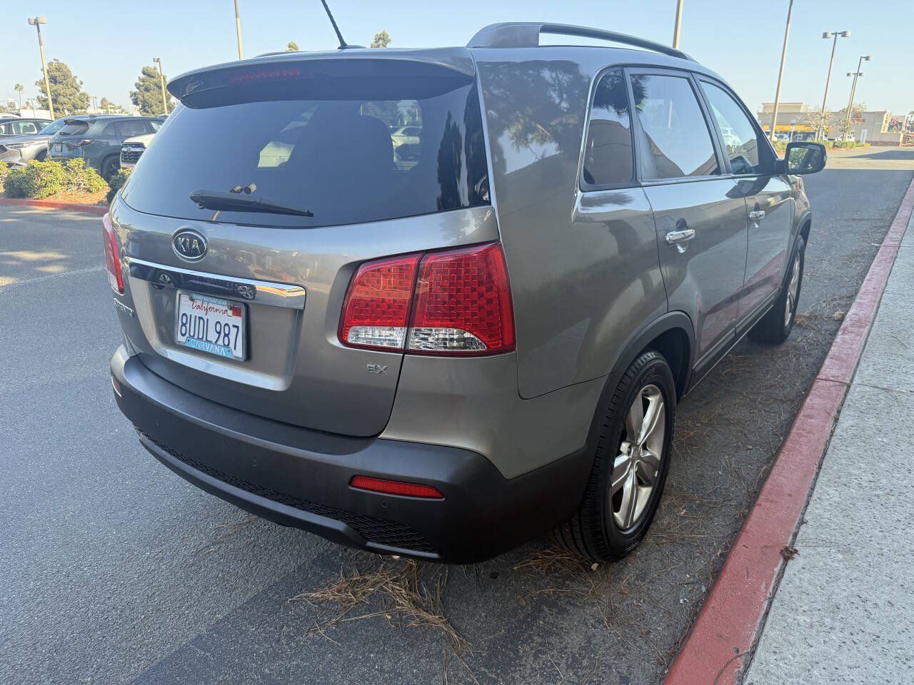 Used 2013 Kia Sorento EX w/ Premium Plus Pkg FWD image 8