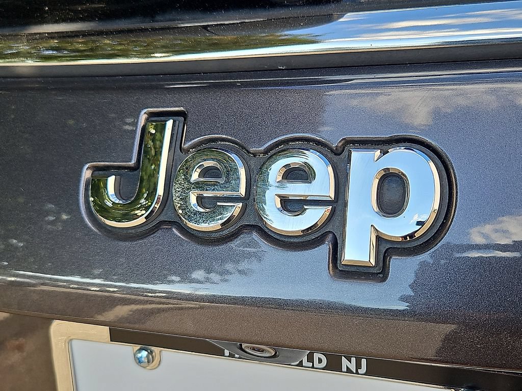 Used 2018 Jeep Compass Latitude w/ Popular Equipment Group AWD/4WD image 30