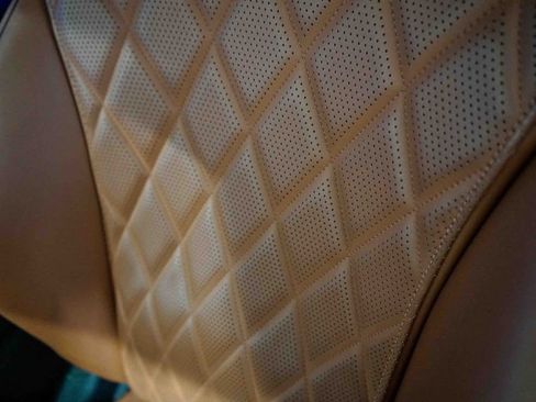 Used 2022 Mercedes-Benz S 500 4MATIC image 26